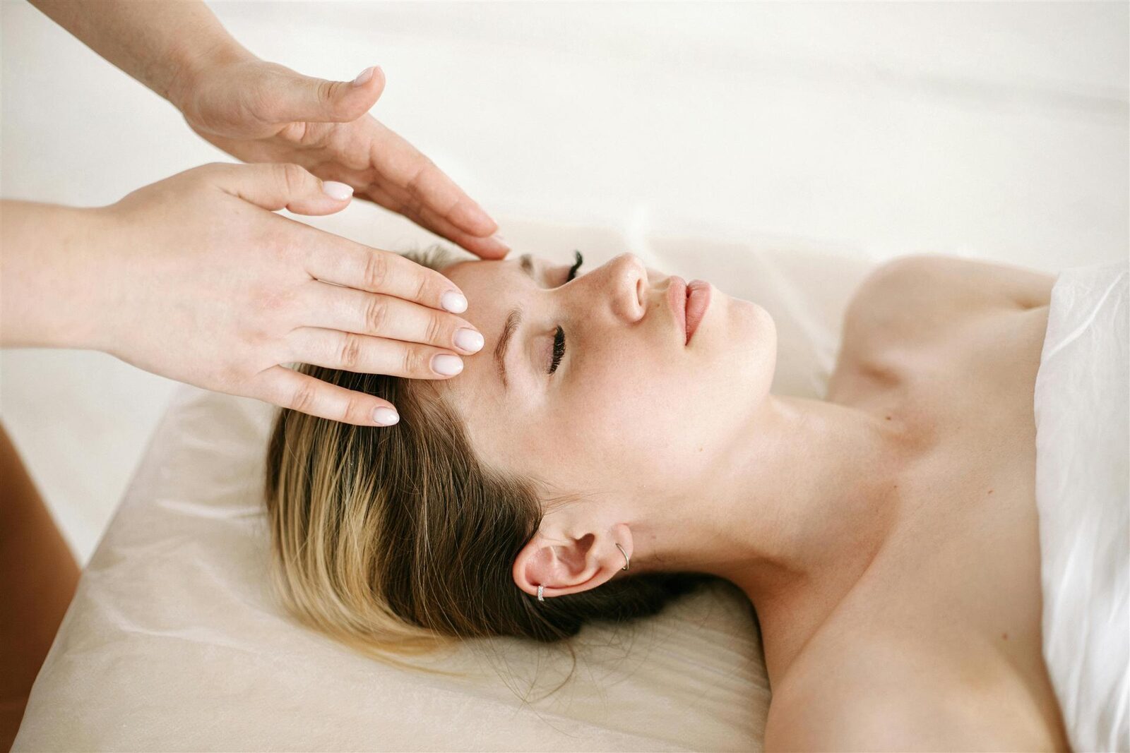 Soins Visage & Corps — soin du visage liftant à domicile à Marrakech